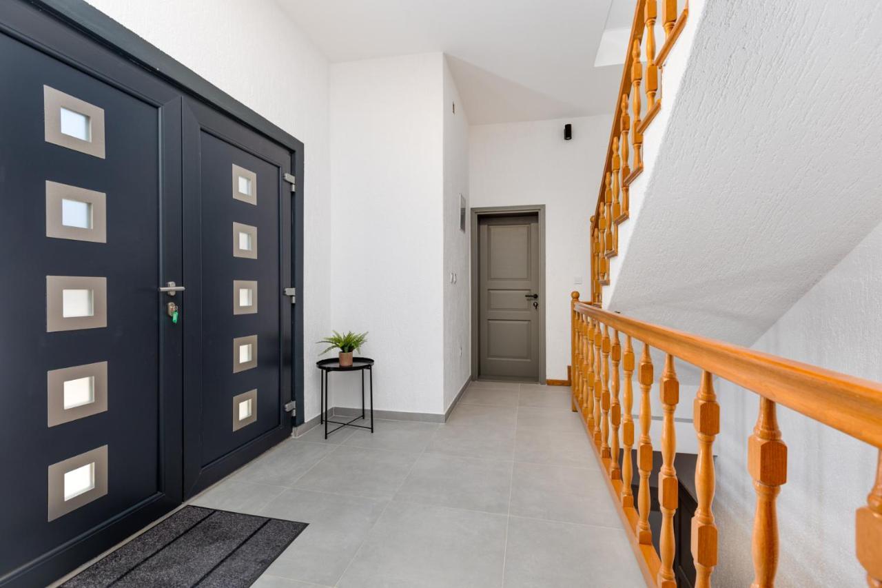 Apartments Cukar Пунат Экстерьер фото